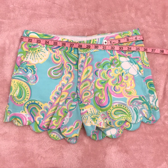 Lilly Pulitzer Buttercup Shorts - Picture 5 of 6
